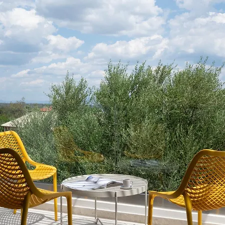 Vuar Apartment Petalidi