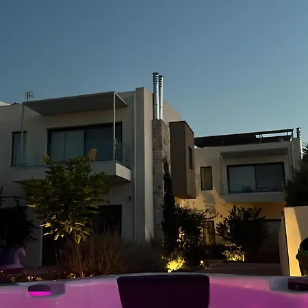 Vuar Apartment Petalidi